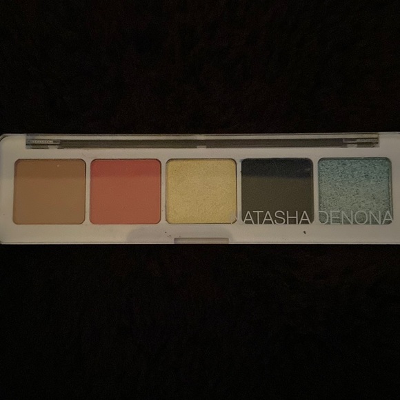 Natasha Denona Jubilee pallet with five colours - Picture 2 of 5